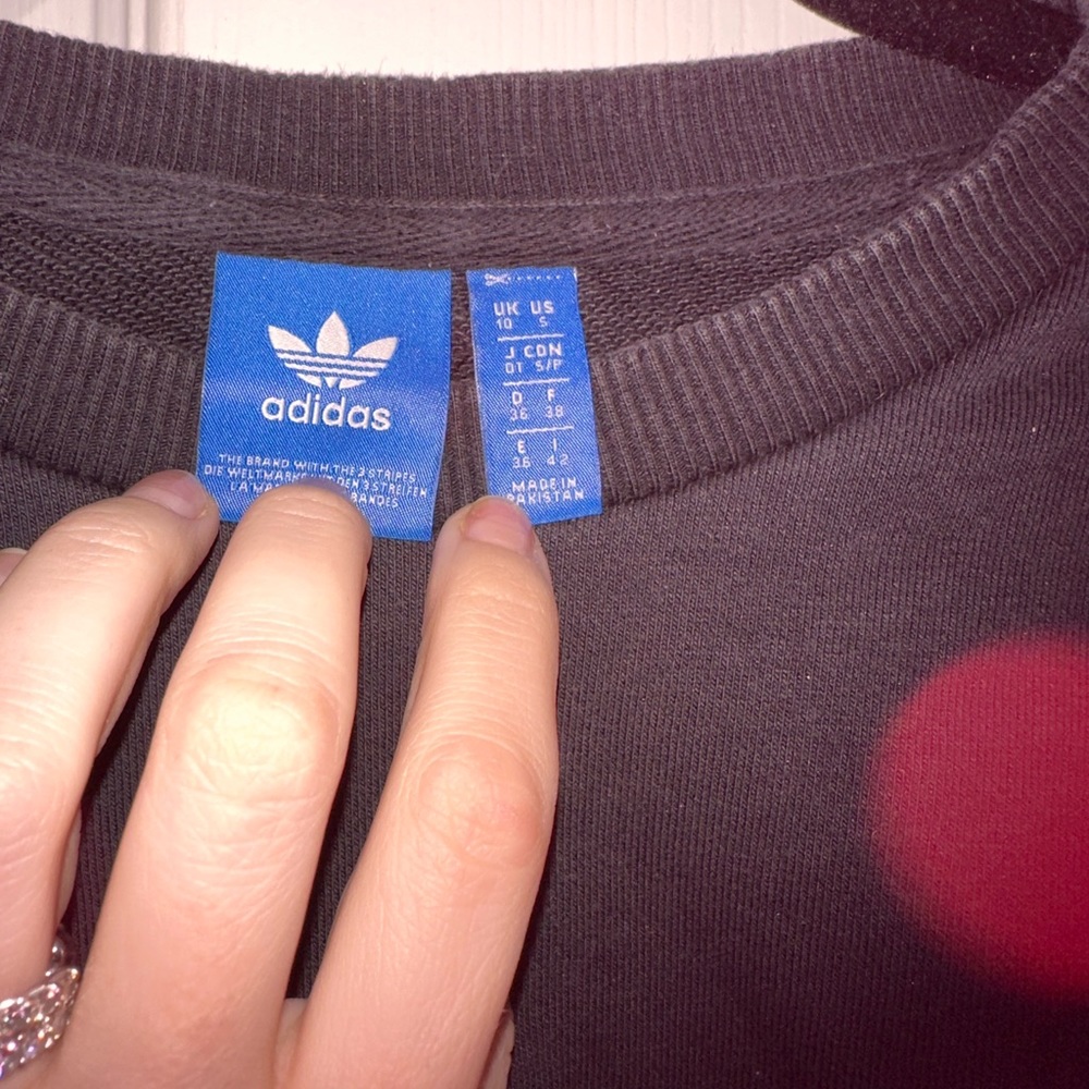 Adidas pull over - Picture 2 of 2
